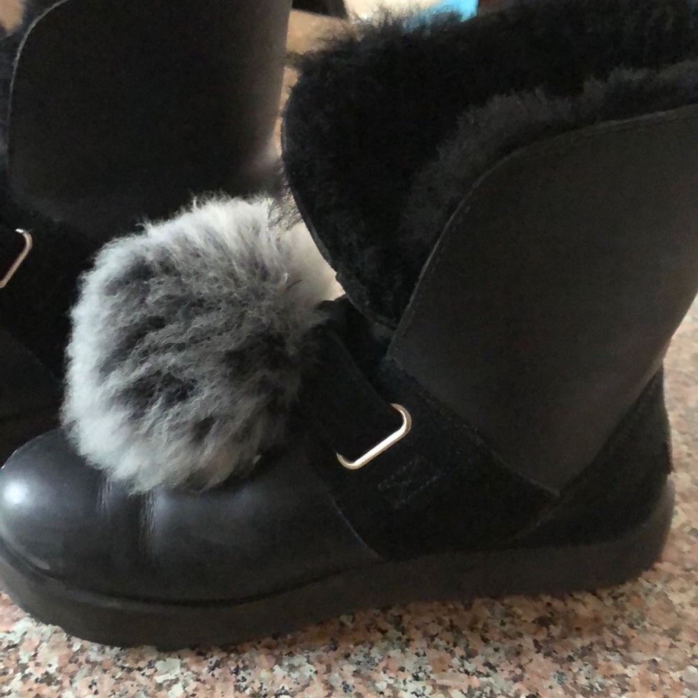 UGG boots size 8.5
